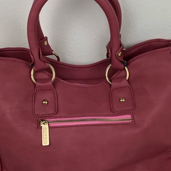 Coach Bag - Picture 7 of 16